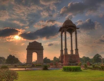 Viajes a la India - Que ver en la India - Delhi - Puerta de la india