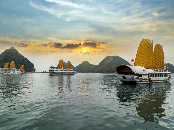 Viajes a Vietnam - Que ver en Vietnam - Bahía de Hanoi